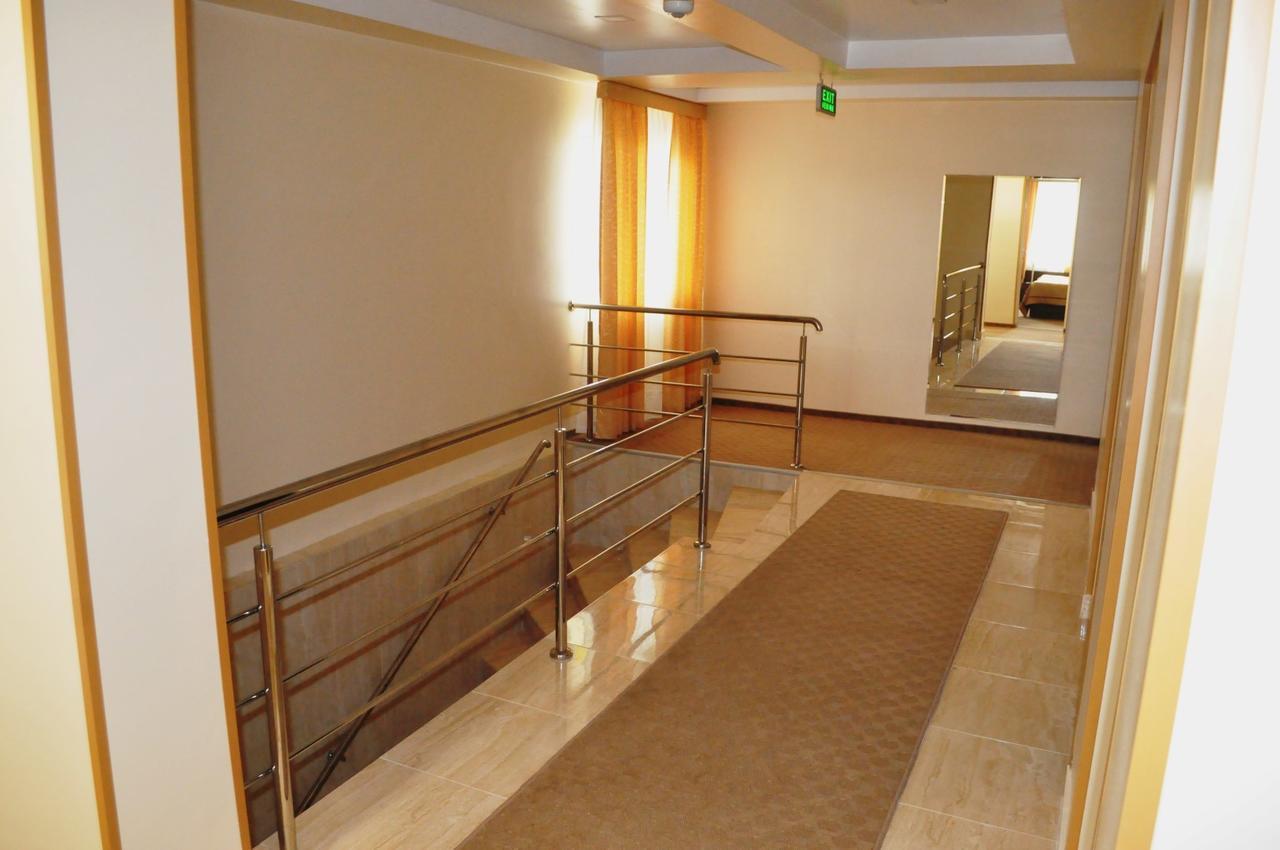 Hotel Andrei Cimpia Turzii Ngoại thất bức ảnh