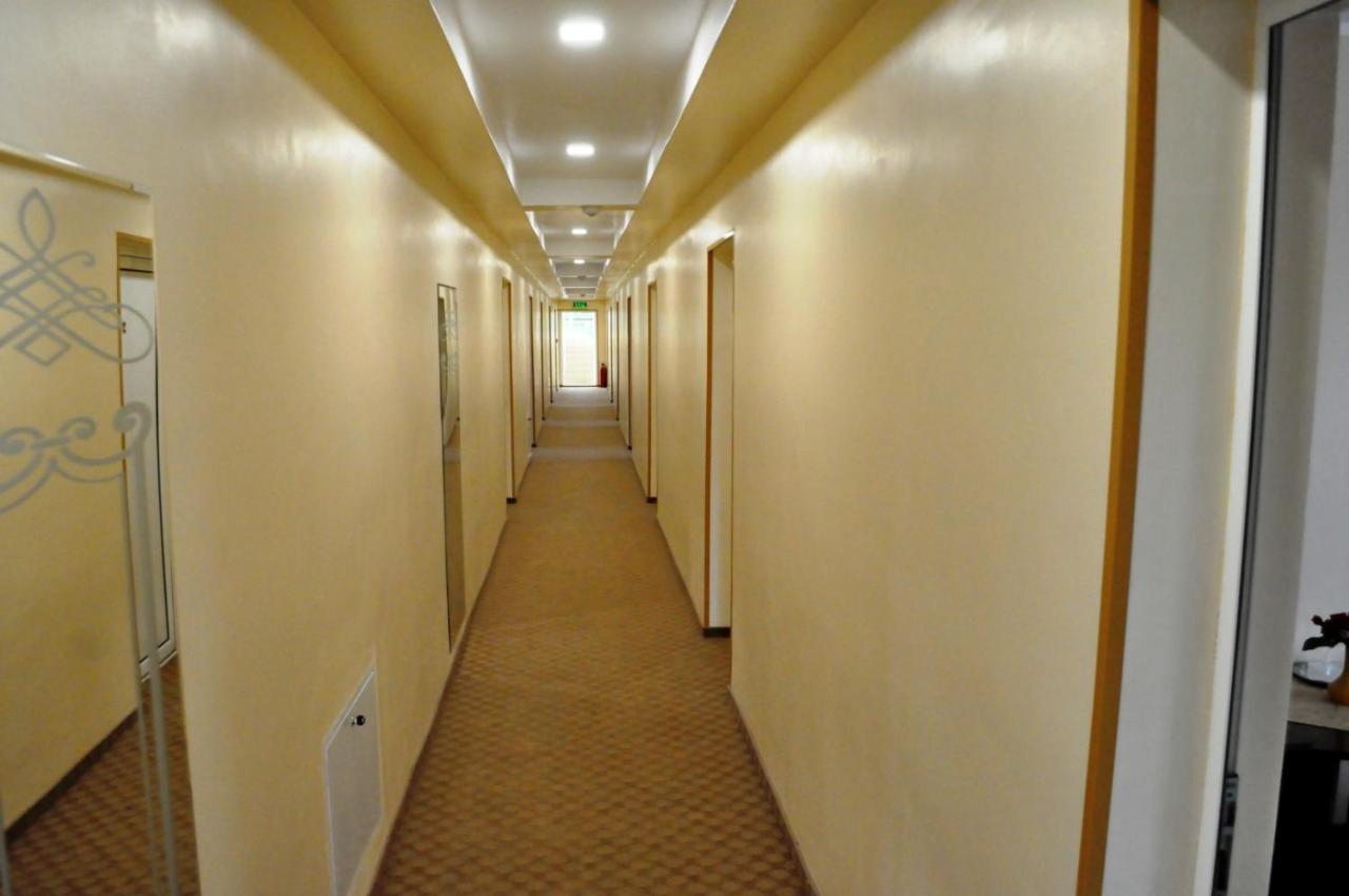 Hotel Andrei Cimpia Turzii Ngoại thất bức ảnh