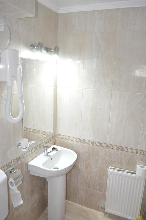 Hotel Andrei Cimpia Turzii Ngoại thất bức ảnh