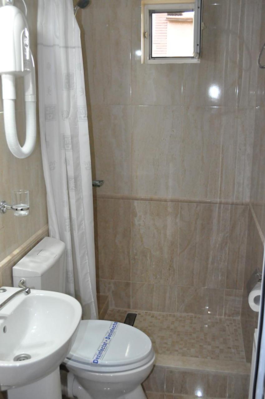 Hotel Andrei Cimpia Turzii Ngoại thất bức ảnh